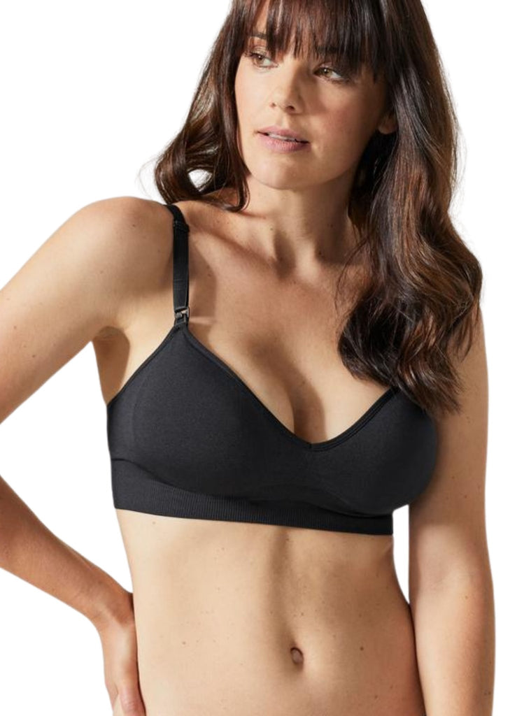 BLANQI - Keepin' things cool, calm and collected in the Wire-Free Bust  Support Nursing Bra in Bone and the Highwaist Leggings in Black. You can't  go past a classic color combo!