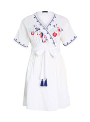 Maternity & Nursing Dress Third Eye in White - Mums and Bumps