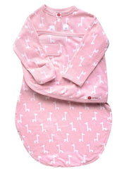 Starter Swaddle with Long Sleeves (0-3m) - Pink Giraffes - Mums and Bumps